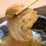 東勝軒○秀 - つけ麺の特盛りのチャーシュー