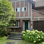 カフェ・ル・プティ・ニ・トロワ - 