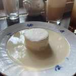 カフェ・ル・プティ・ニ・トロワ - 