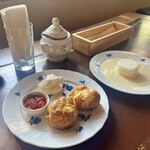 カフェ・ル・プティ・ニ・トロワ - 