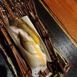 268546785 - 天然鮎のおこわ蒸し
