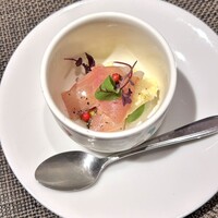 trattoria l'mante izumi - 生ハム、とうもろこしのムースだったかな？たまねぎだったかな？