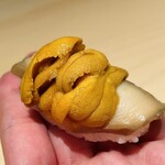 鮨 一幸 - 鮑と赤雲丹