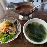 レストラン フランドル - ミニサラダ・スープ・デミグラスソース