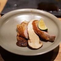 とり茶太郎 - ホロホロ鳥　もも肉炙りと松茸(宮城)  塩酢橘