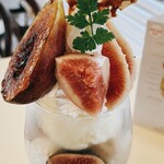 フルーツピークス - いちじくのキャラメリゼといちじくコンポート