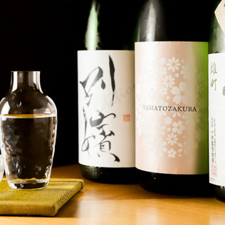 二十四節気の旬食材に合わせた、一期一会の銘酒をご堪能あれ