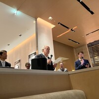 ベージュ アラン・デュカス 東京 - 