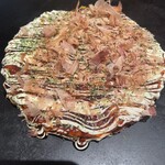 お好み焼き・もんじゃ焼き・鉄板焼き やむやむ - ランチメニュー　豚玉とハイボール¥880+100