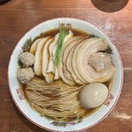 麺や而今 - 生一本黒豆（1150円）＋豚バラ&鶏むねミックス（400円）×2 ＋半熟味付け煮玉子（150円）
