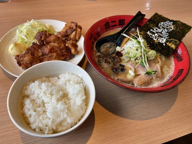 麺や 虎鉄 清田店 （メンヤコテツ） - 大谷地/ラーメン | 食べログ