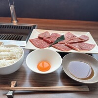 焼肉うしごろ 新宿三丁目店 - 厳選ランチコース