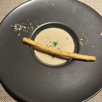 キャトルラパン 北梅田 - ポルチーニ茸のスープ