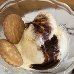 カフェふろーと - アイスクリームのアップ