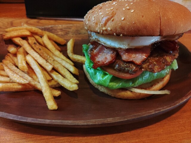 コーナー ゲート バーガー（CORNER GATE BURGER） - 大曲（ハンバーガー）の写真