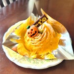 フランス菓子16区 - ハロウィン・モンブラン