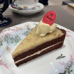 フカガワ セイジ 1894 ロイヤル キルン&ティー - ジャーマンケーキ