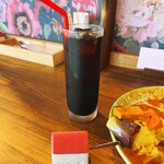 Merci - アイスコーヒーとポルシェカイエンペッパー君