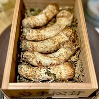 御幸町 田がわ - 岩手産の松茸