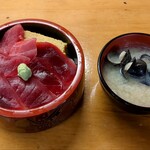 栗崎屋 - まぐろ丼としじみ汁＠1650