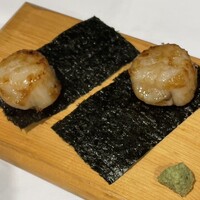 生ホタテの貝柱　磯辺焼き　（1ケ）