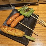 原宿タップルーム - つくね、チョリソ、ししとう　iPhone15 Pro 超広角カメラ