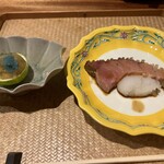 さゝま - ブリかまの皮側の炙りを入れた刺身とジュレかかったものは貝類はみずがいだった記憶