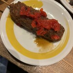 新時代 - 元祖カレー豚串カツ！カレーが染みた豚串カツって、不味い訳がない！福神漬けも好相性で、まさに、ワンハンドのカツカレー！これも絶品！何本でも行ける！