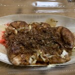 粉もん屋八 - ソースたこ焼き。
