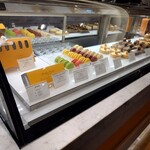 フレデリック カッセル - ショーケースの様子③