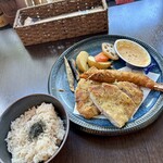 バルバルキッチンアメリ - ランチ：豚ロースの香草パン粉焼き＆有頭海老フライ(¥1,400)