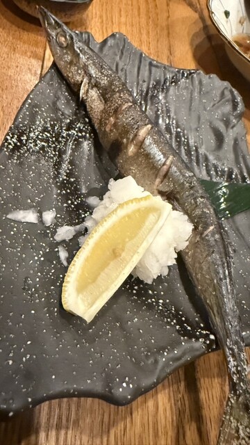 囲炉魚 鮮魚と炉端焼き 魚炉魚炉 京急川崎店 （鮮魚と炉端焼き