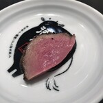 焼肉ホルモン 風土. - まずはスライス牛タン低温調理