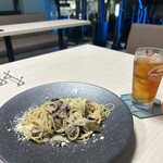 レストラン&ライブハウス自由が丘NaKaMa - 