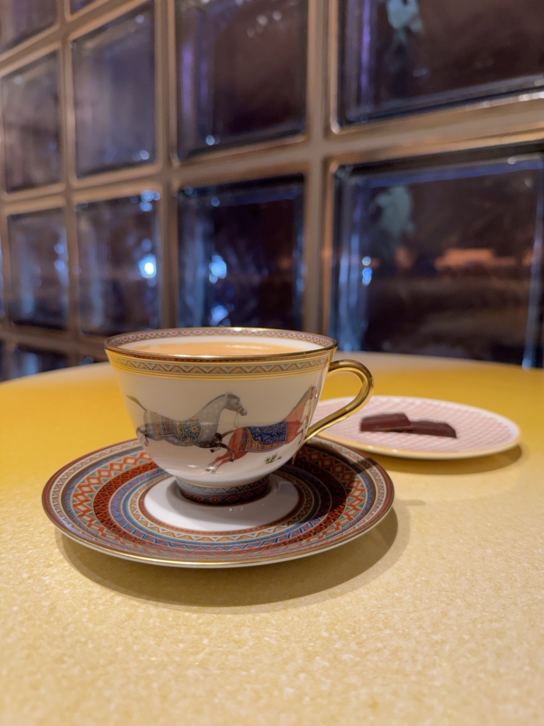 写真 : ピュイフォルカ シャンパンバー HERMES 銀座店 （エルメス