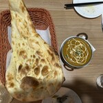 ロータス - ナンとチキンカレー