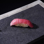 大漁ずし - 料理写真:本鮪中トロ