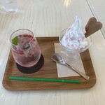 伊豆高原 ローズテラス - ソフトクリームとバラを使ったドリンク