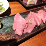 炭火焼肉ぐら - 