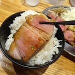 幸運豚人 - 低温調理極厚ポークジンジャー300ｇ（大盛）1,200円（ご飯・スープ、１回おかわり無料）