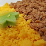 柿安本店 - 鶏そぼろ弁当