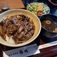 豚捨 KITTE丸の内店 - 