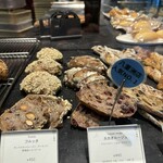 ポワン・エ・リーニュ 東京ミッドタウン八重洲店 - 