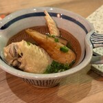 サケキヨ - お通し　手羽先煮物