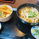 四国屋 - 