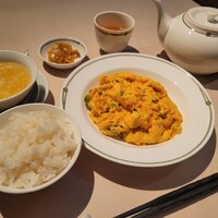 中国飯店 三田店 - サービスランチ 蟹と卵の炒め