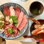 まぐろ一本 - まぐろづくし丼