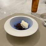 Maison DIA Mizuguchi - 壷焼きフォンダンショコラ 自家製蜂蜜アイス添え