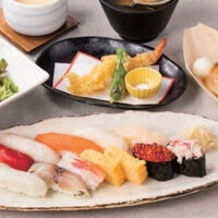 くし路 KITTE丸の内店 - 