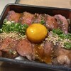 天神黒毛流 焼肉 参星 - 比較的厚いカルビは程よい焼き加減